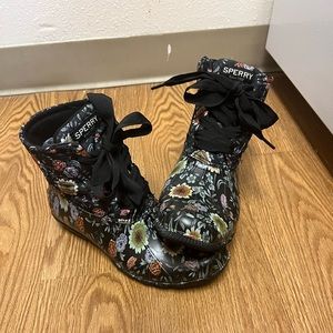 Sperry Rain Boots, floral pattern, Size 9